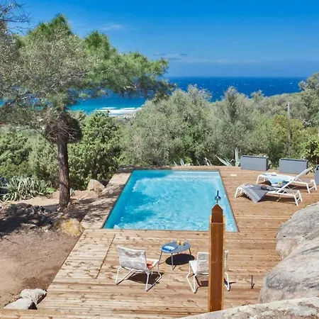 Villa Bodri, Maison En Pierre Avec Vue Et Piscine Chauffee
