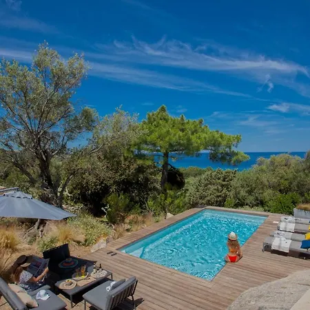 Bodri, Maison En Pierre Avec Vue Et Piscine Chauffee *