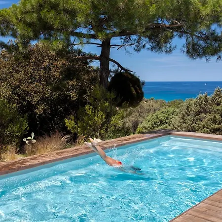 Bodri, Maison En Pierre Avec Vue Et Piscine Chauffee