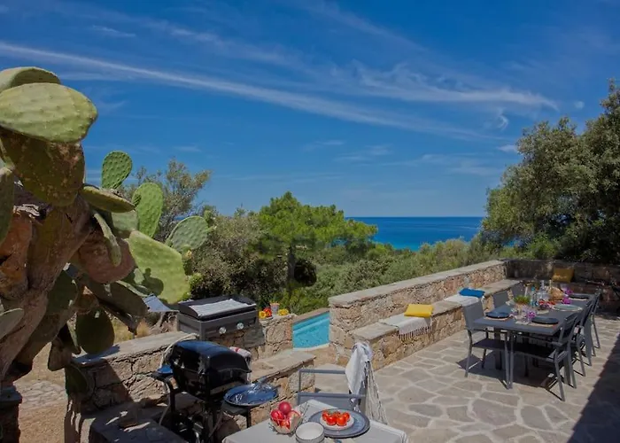 别墅 Bodri, Maison En Pierre Avec Vue Et Piscine Chauffee